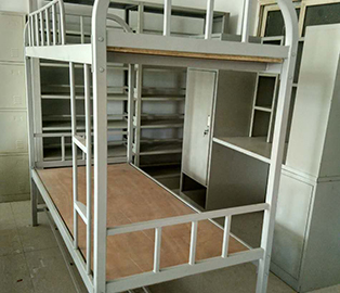 学生上下床